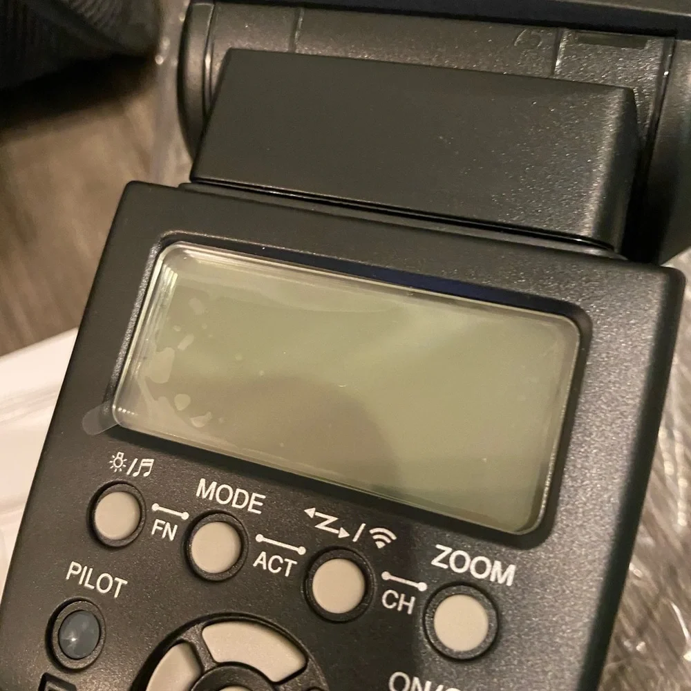FLASLIGHT Canon, Nikon, Panasonic….Flash for digital all cameras , BRAND NEW